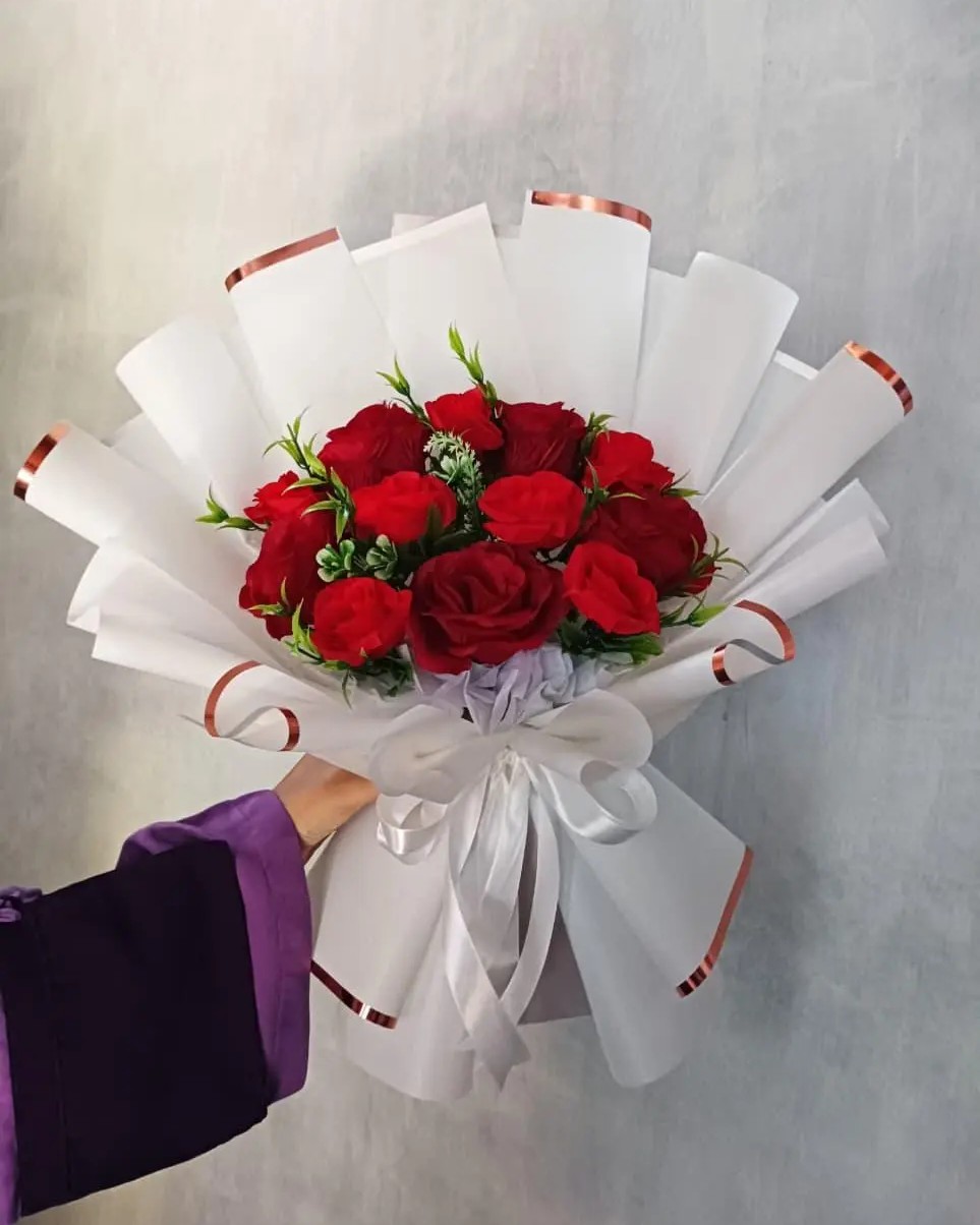 Rangkaian Buket Bunga Palsu Premium - Lisa Bouquet Boyolali